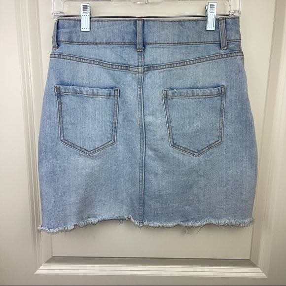 NEW Wild Fable Distressed Jean Skirt Light Wash 2 - Picture 4 of 10